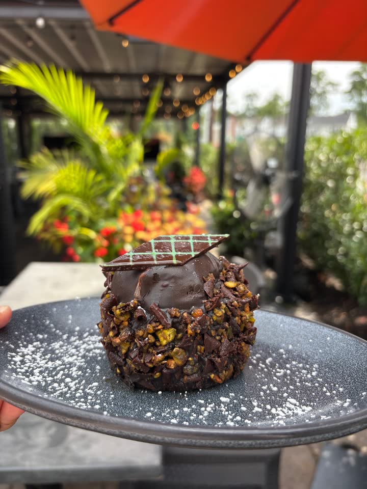 Chocolate Pistachio Cake